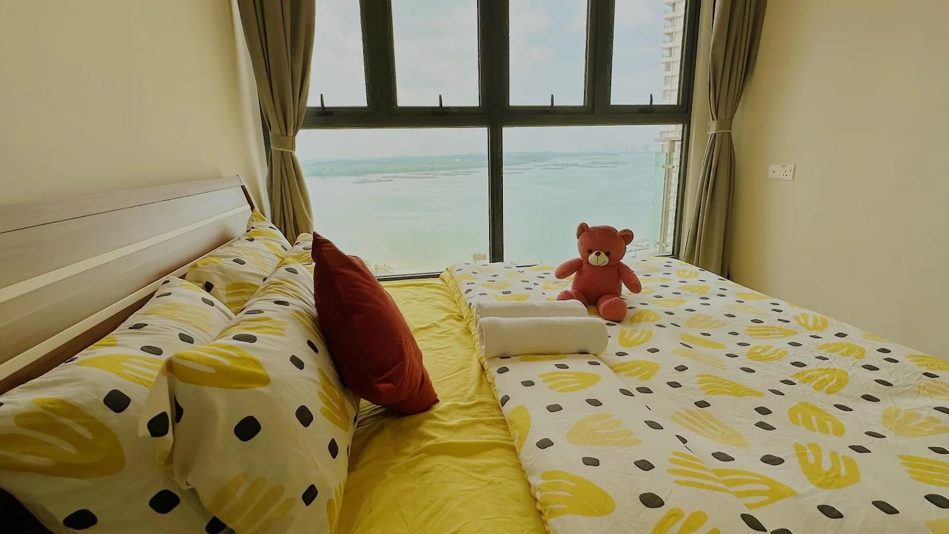 雅居清新两房一厕3-6人入住花园景 金海湾danga Bay Lägenhet Johor Bahru
