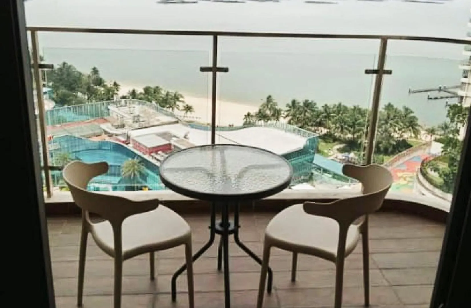雅居清新两房一厕3-6人入住花园景 金海湾danga Bay Lägenhet Johor Bahru