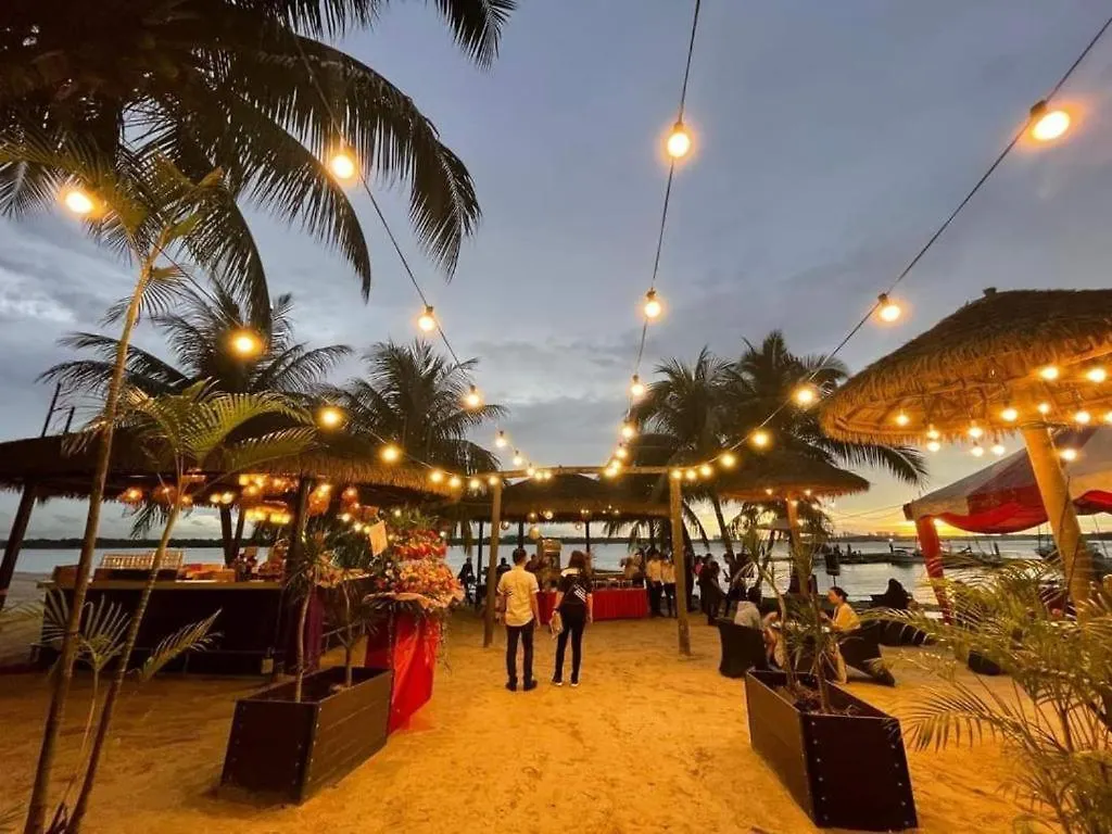 雅居清新两房一厕3-6人入住花园景 金海湾danga Bay Lägenhet Johor Bahru